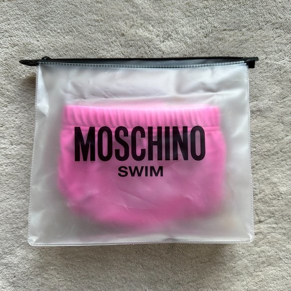 Made in ITALY Authentic MOSCHINO Men's BARBIECORE Logo SWIMSUIT Size M - Picture 3 of 11